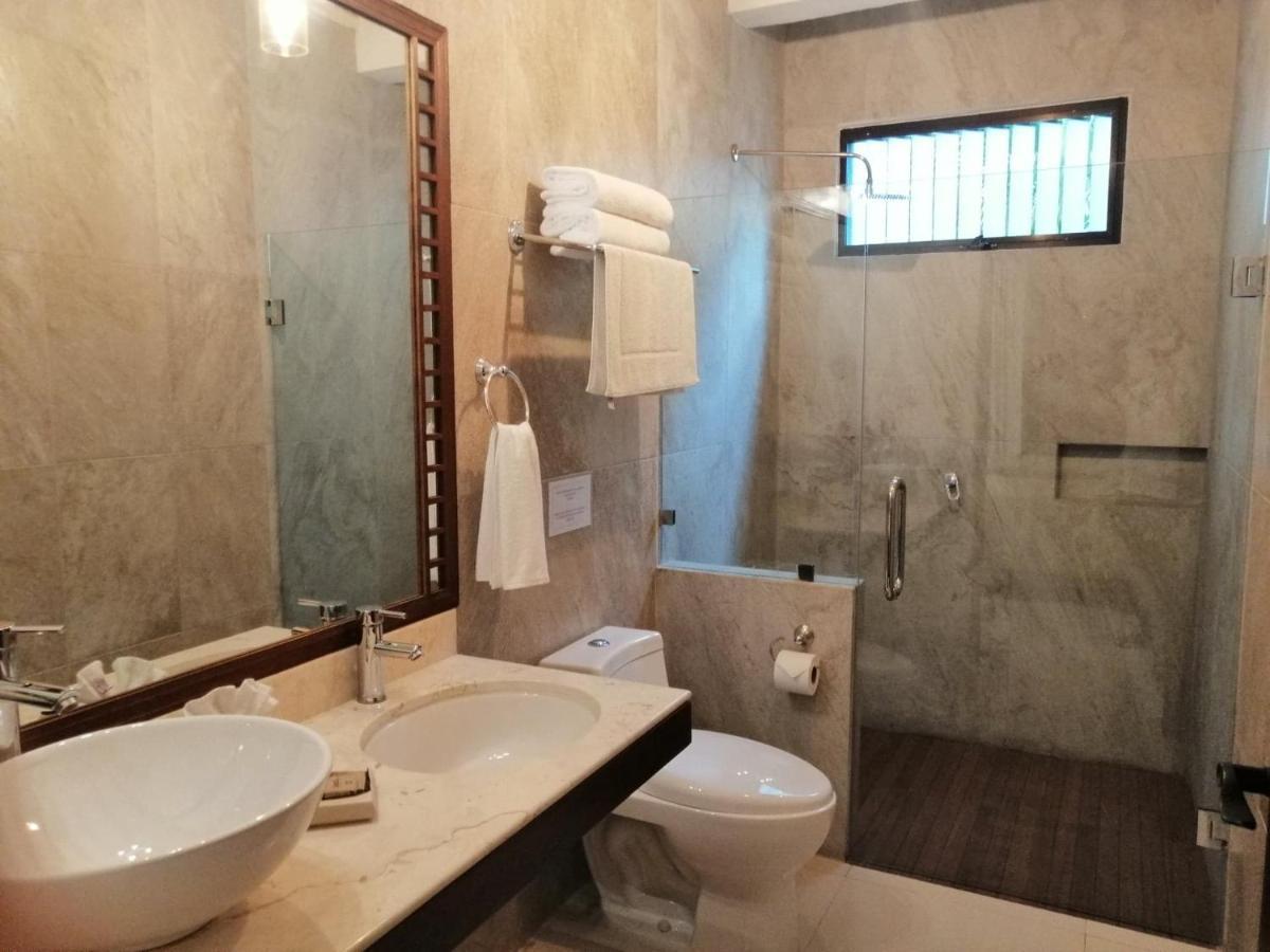 Casa San Roque Valladolid 바야돌리드 외부 사진