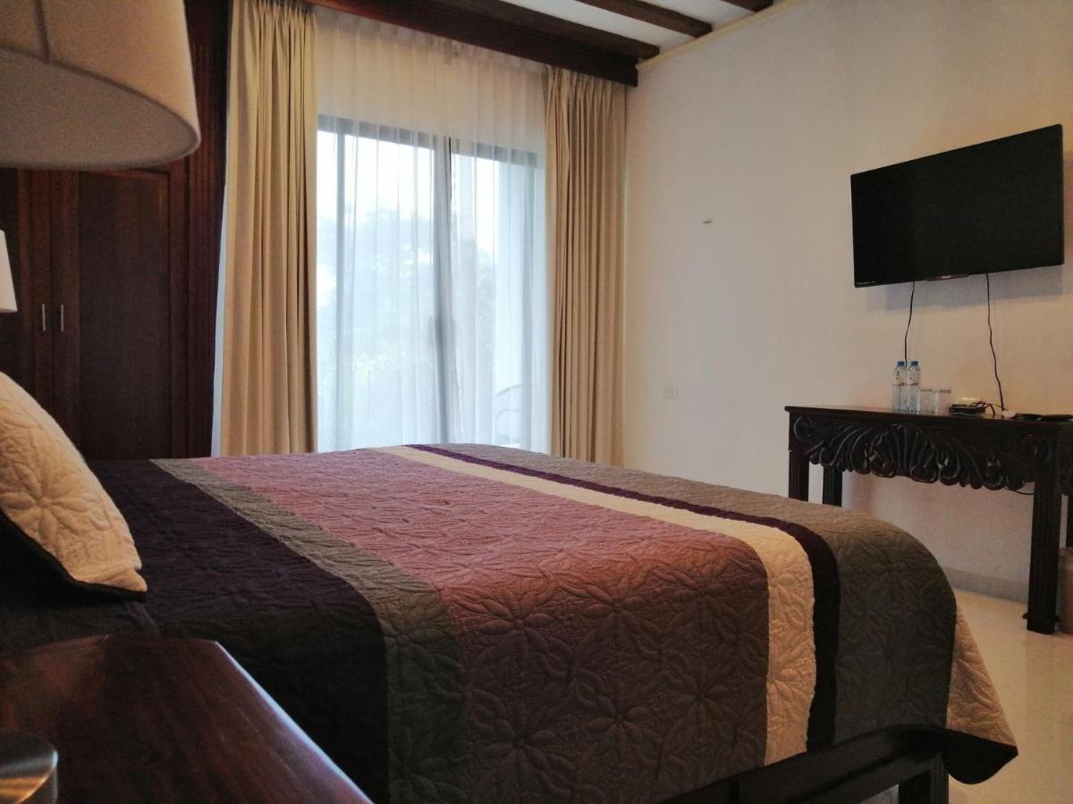 Casa San Roque Valladolid 바야돌리드 외부 사진