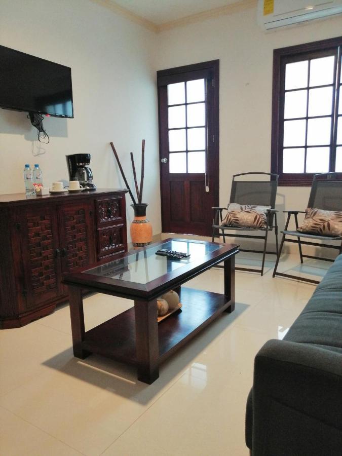 Casa San Roque Valladolid 바야돌리드 외부 사진